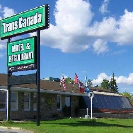 Trans Canada Motel & Restaurant ไดรเดน ภายนอก รูปภาพ